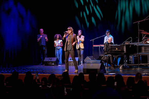 Concerts: Ana Montgomery Photography (CTR & Mike Garson - Luke Spiller - Joe Sumner - Candi Stanton