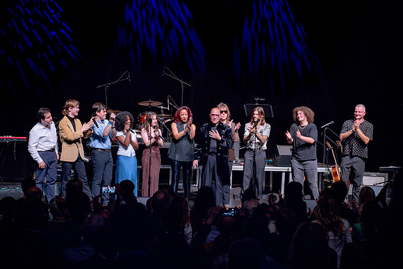 Concerts: Ana Montgomery Photography (CTR & Mike Garson - Luke Spiller - Joe Sumner - Candi Stanton