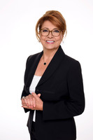 Ana Montgomery Photography [Irvine, CA] Headshots & Branding Photographer